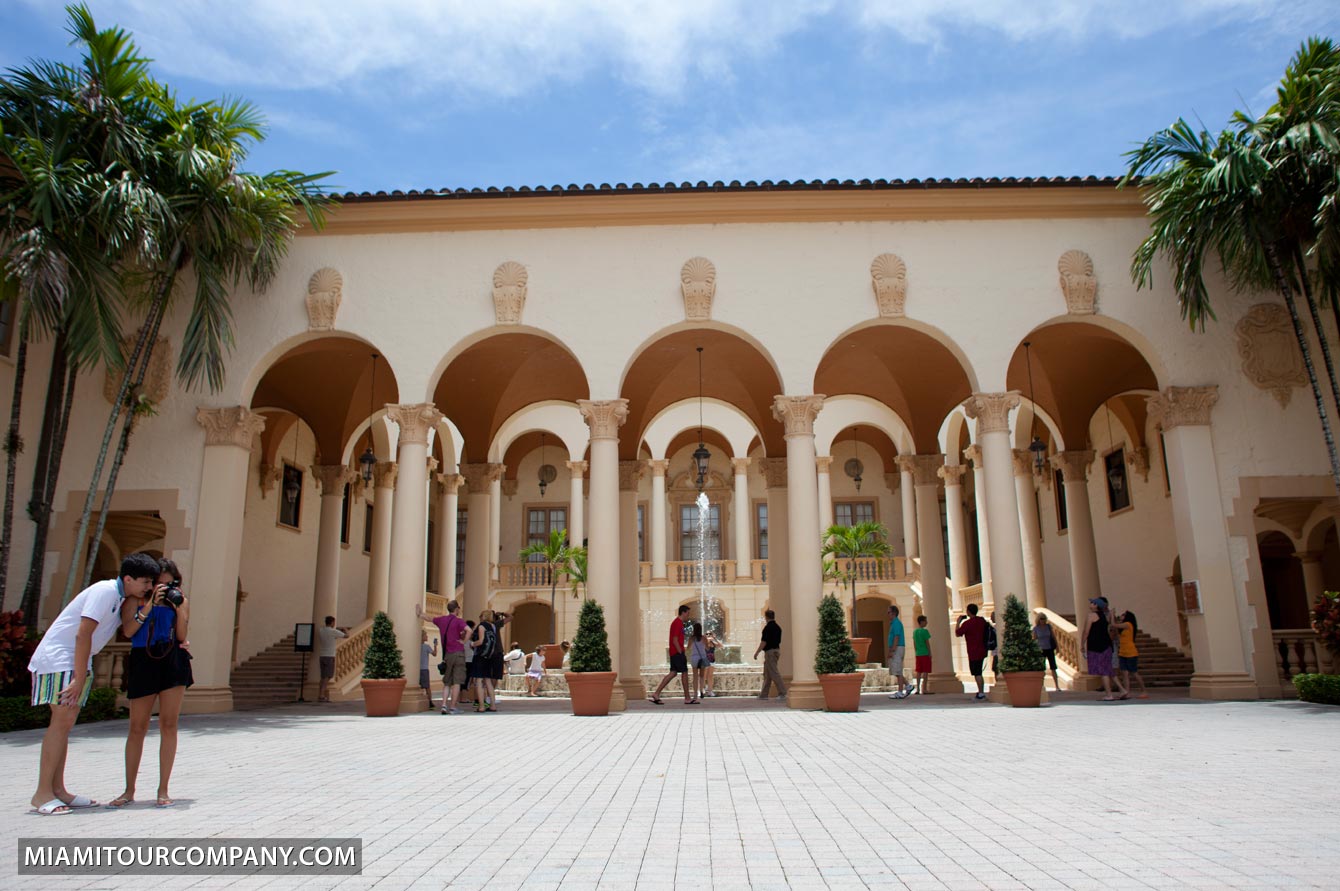 Walking tour of Biltmore Hotel