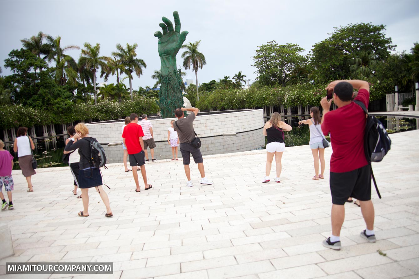 Miami estatua conmemorativa