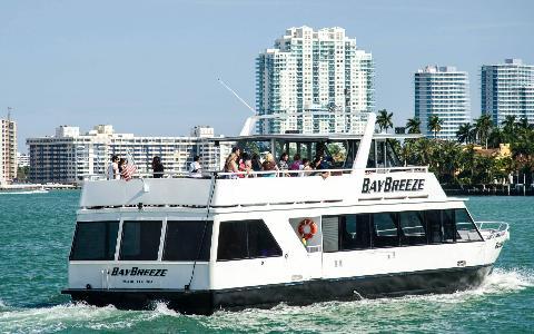 Jachtvermietung für private Rundfahrten in Miami