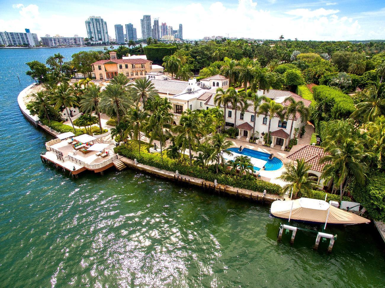 Miami Celebrity Homes Boat Tour Get A Free Drink View All Photos